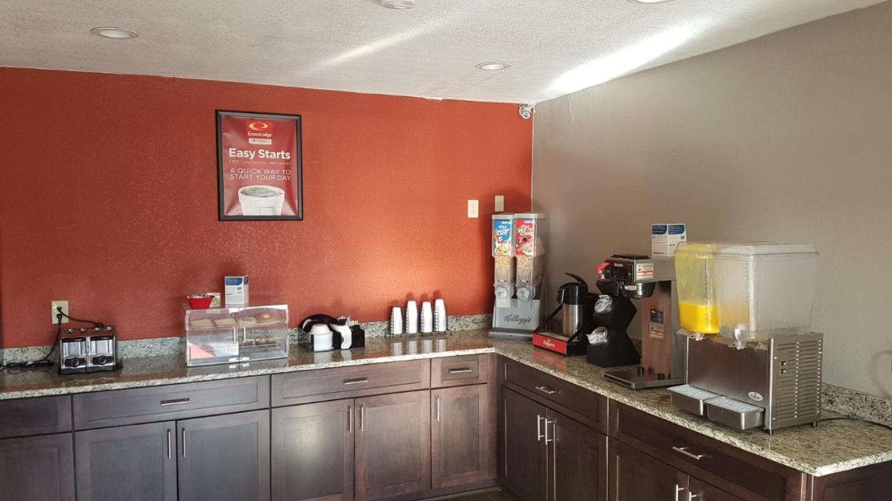 Econo Lodge Airport Норфолк Экстерьер фото