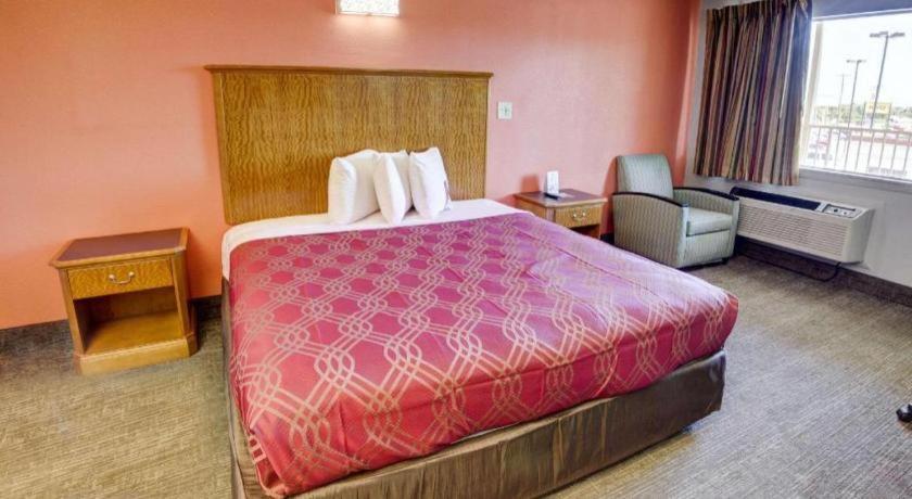 Econo Lodge Airport Норфолк Экстерьер фото